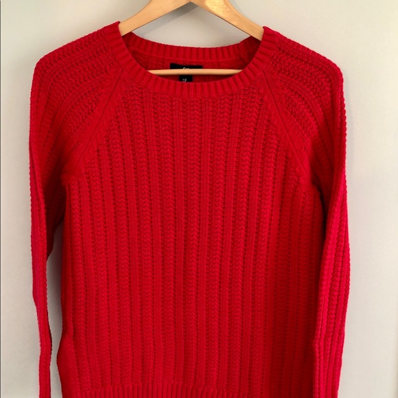 GAP Cherry Red Knit Sweater, Split Hem Crew Neck - Picture 7 of 8